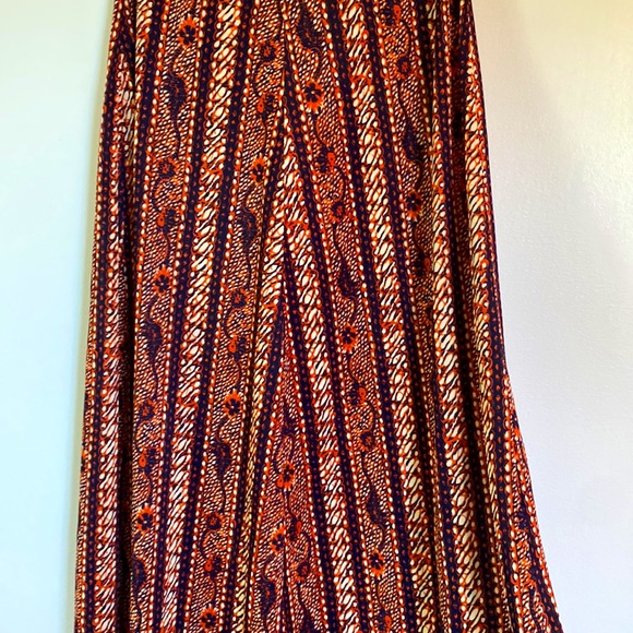 Vintage 70’s Halter Maxi Dress - Picture 3 of 7